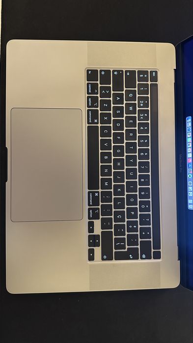 Macbook pro 16’ 2019 | intel core i9 | 64 GB RAM | 1 TB SSD