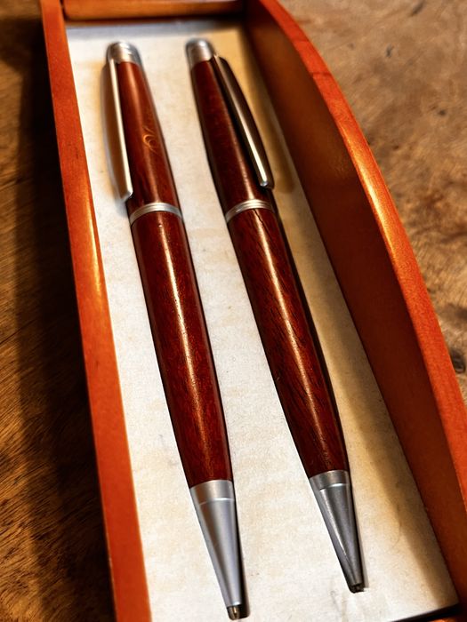 Komplet zestaw kolekcjonerski dlugopis