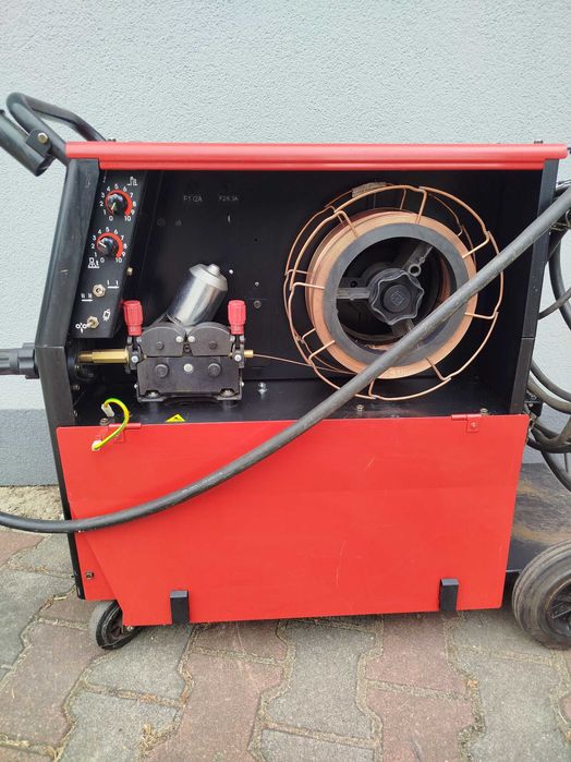 Spawarka Migomat Lincoln Bester Powertec 305 4x4