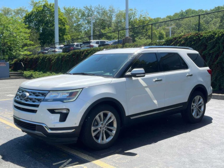 Ford Explorer Limited      2018