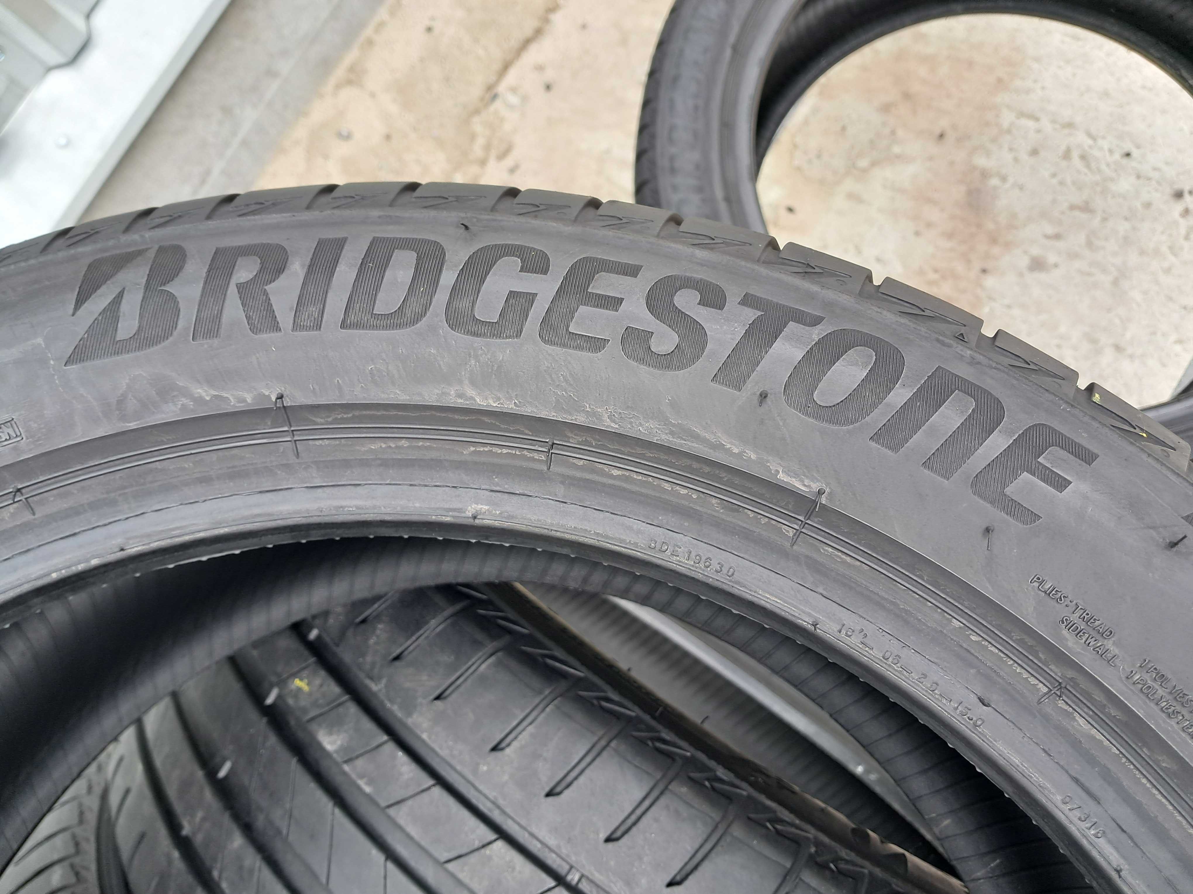 Резина літо 90% протектор Bridgestone 245/45 R18 Turanza T005 *