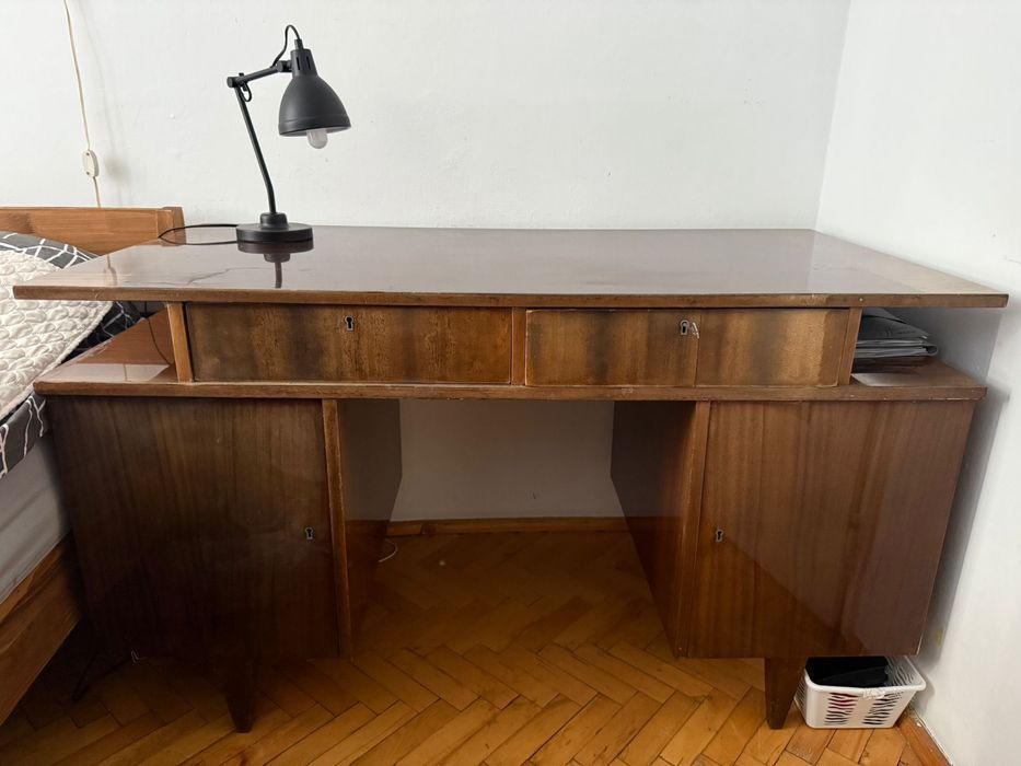 Stare bardzo solidne biurko debowe