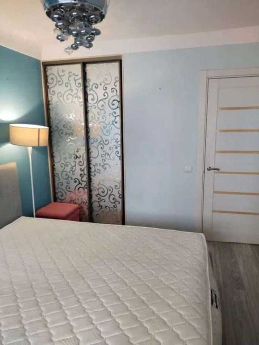 Здається 1-кімнатна квартира на вул.Джона Маккейна 42