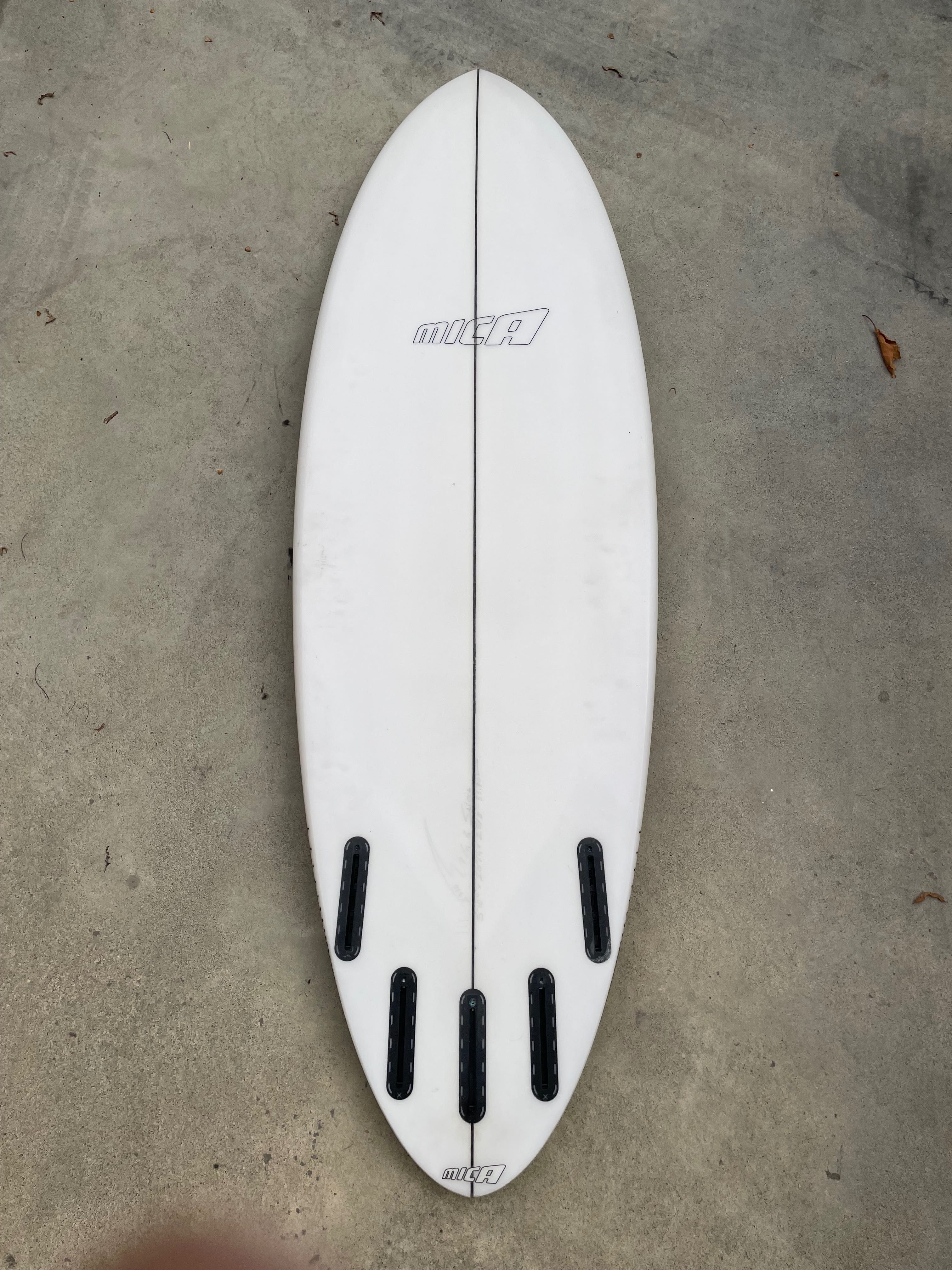 Prancha de surf MICA (Hypto Crypto) 5’10”