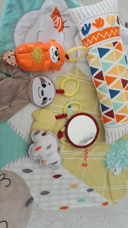 Mata edukacyjna dla niemowlaka Fisher Price