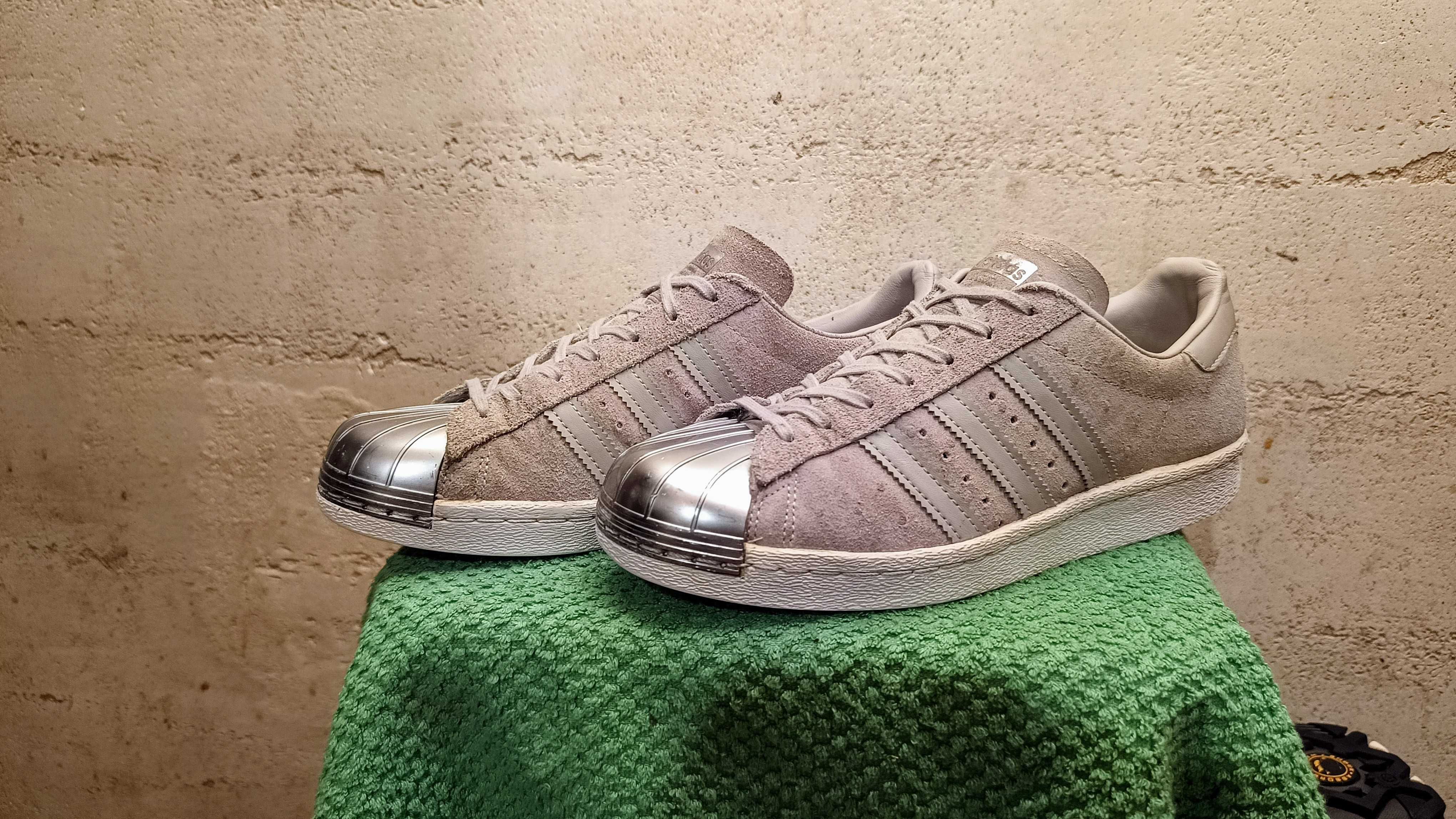 Sneakerswy ADIDAS SUPERSTAR METAL TOE r.40 2/3 skóra stan bardzo dobry