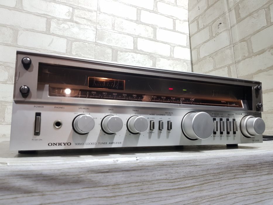 Стерео ресивер ONKYO TX-2000, *2x45 Вт, б/у з Німеччини