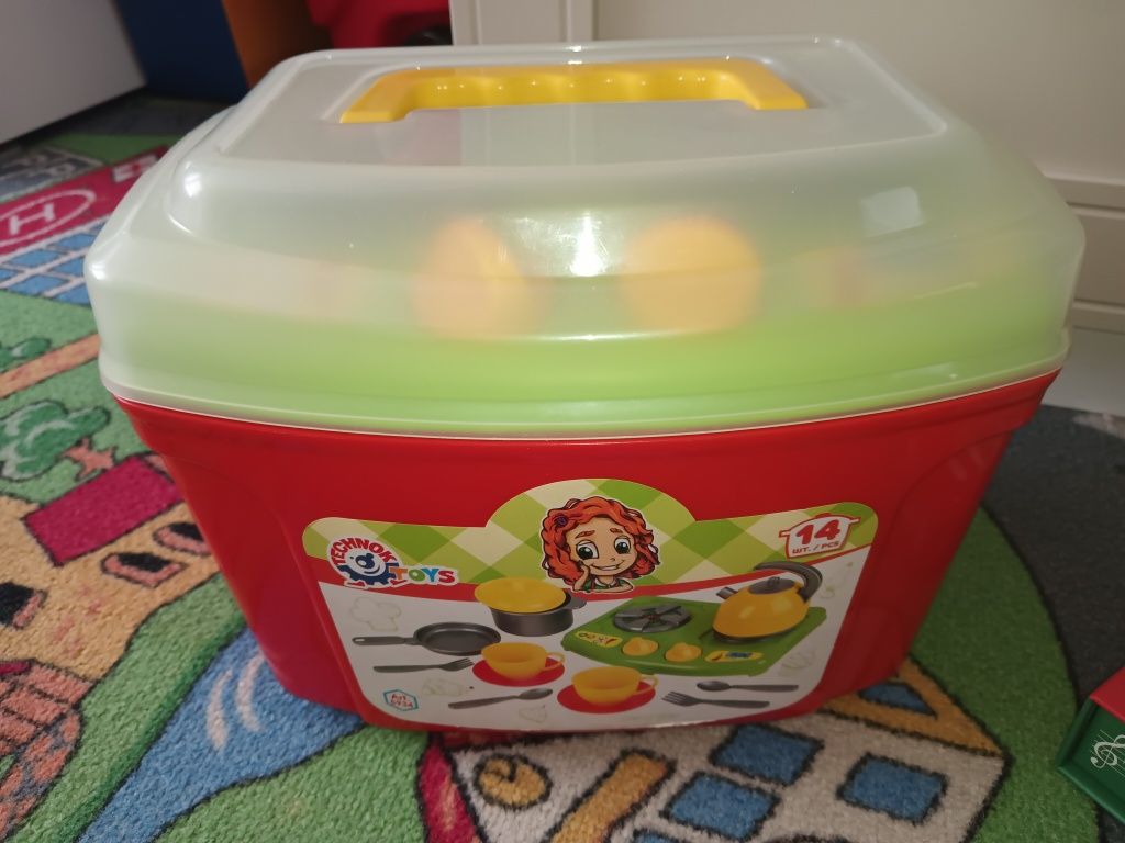 Zestaw do gotowania kuchenka w kuferku stan bdb