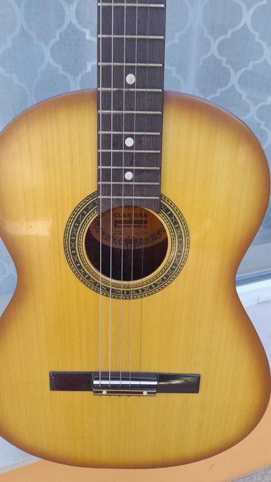 Guitarra CLARISSA