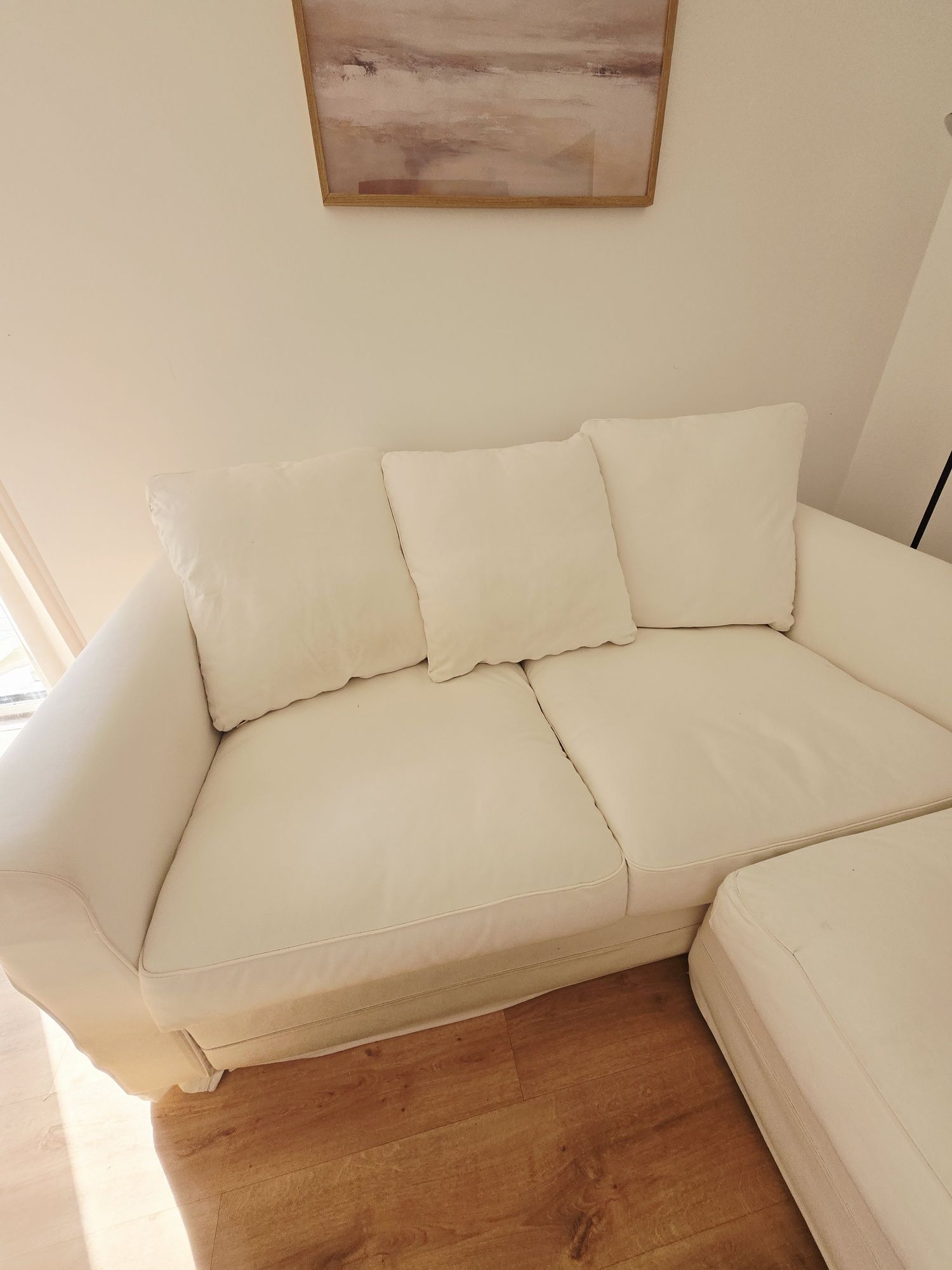 Sofá Modular IKEA com puff.