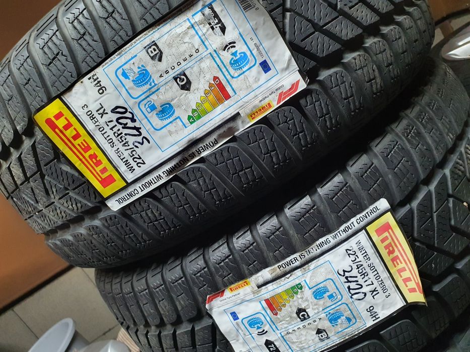 Opony zimowe Pirelli 17