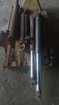 Siłownik hydrauliczny obustronny 71cm i 51cm wysuw rębak łuparka