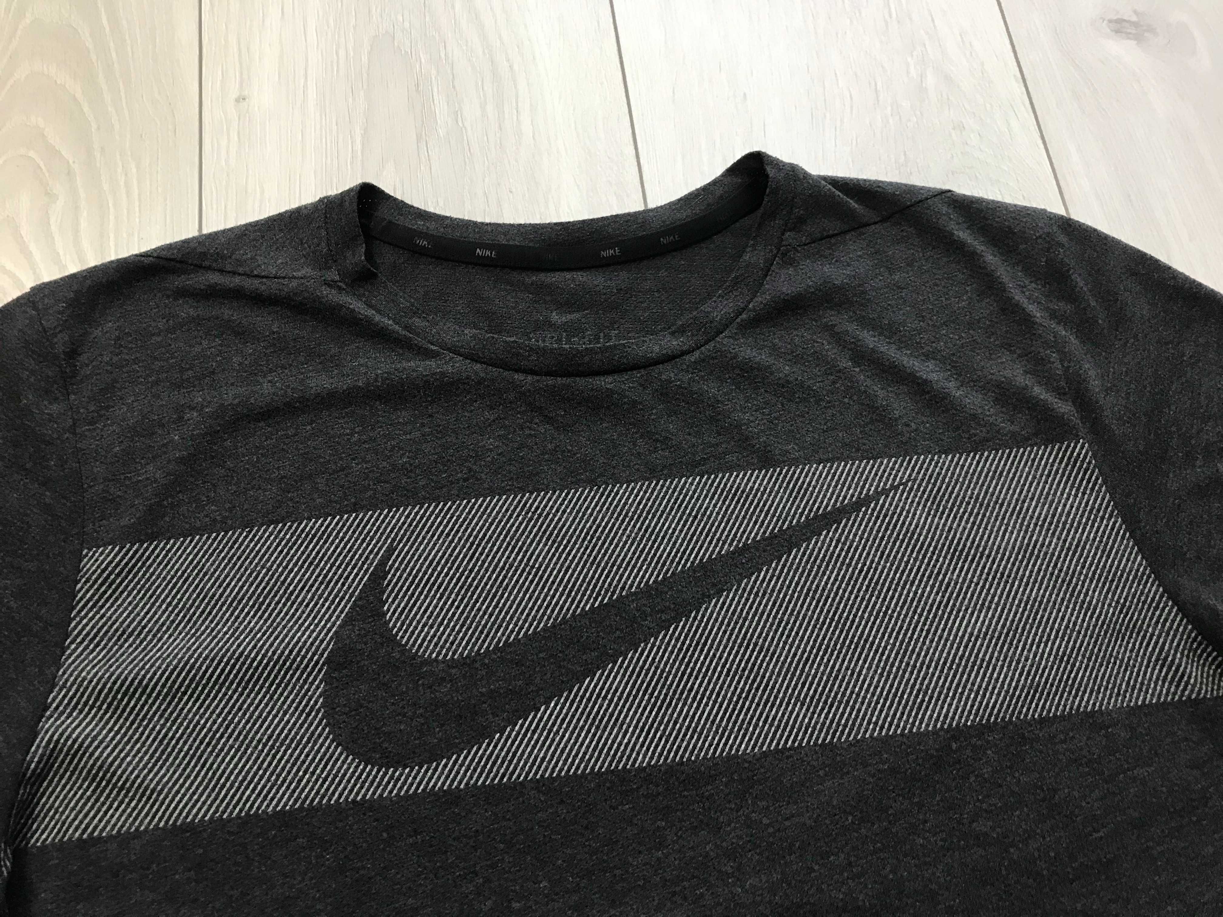 NIKE r.M oryginalna koszulka męska