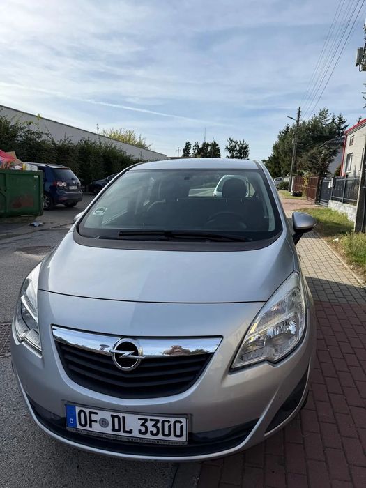 Opel Meriva OPEL Mervia w bardzo dobrym stanie.