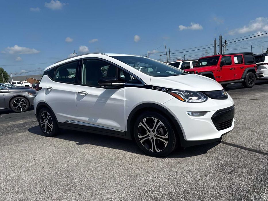 Chevrolet Bolt      2021