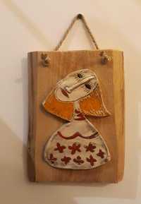 Ceramika na drewnie - płaskorzeźba 'Kobieta' - 100% Handmade!!!