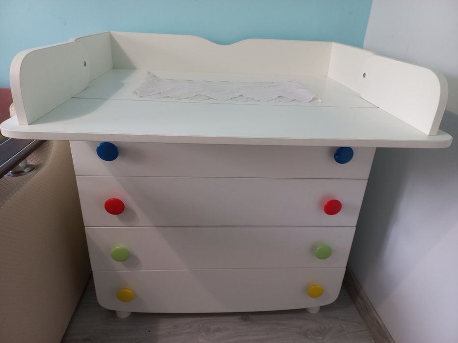 Комод- пеленальний столик для дитячої кімнати