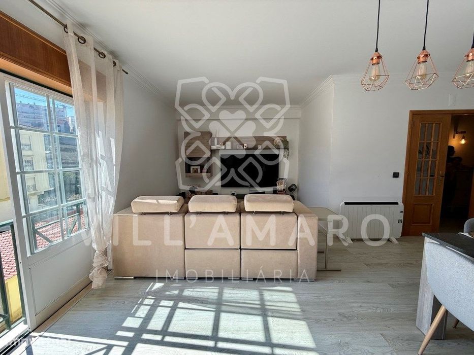 Apartamento T2 - Malveira - 2 Frentes - Excelente Estado