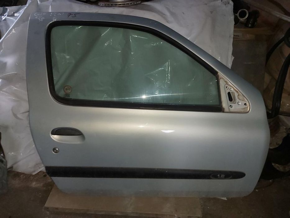 Porta Direita Renault Clio 2000 3P