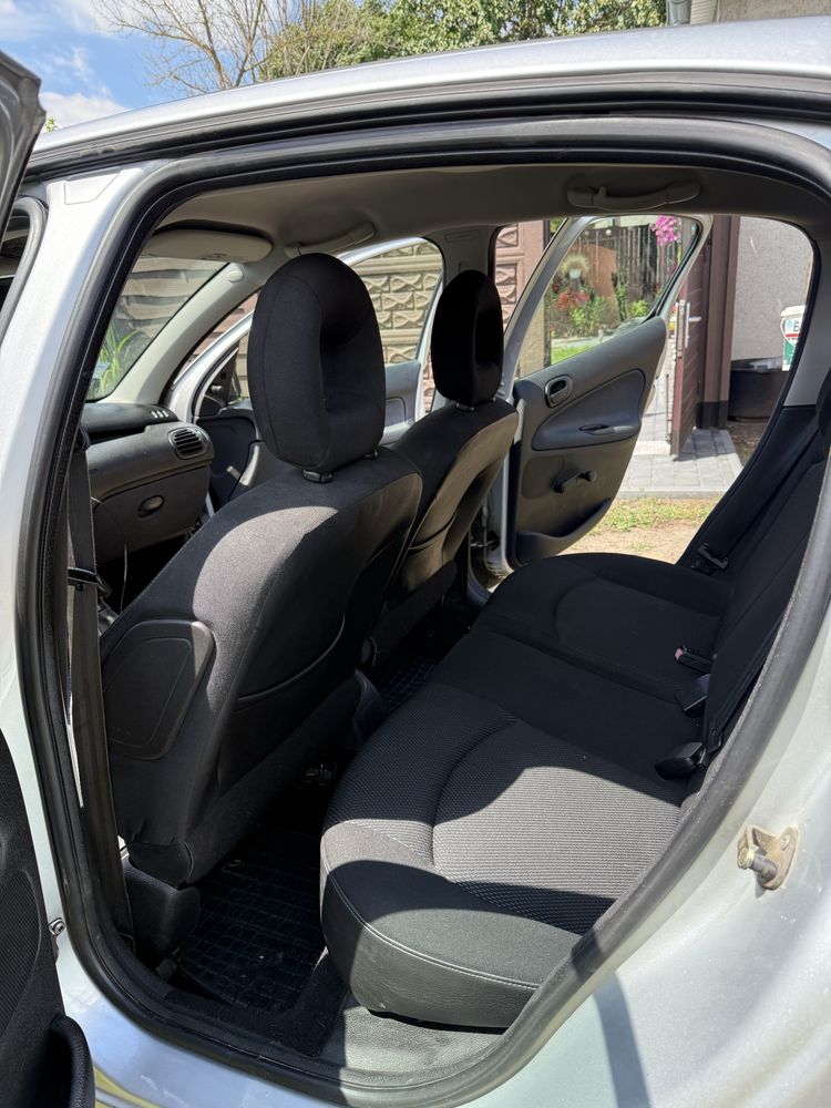 Sprzedam Peugeot 206