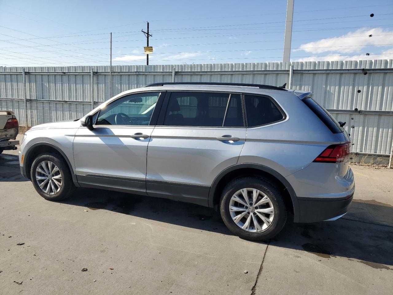 Volkswagen Tiguan S 2020