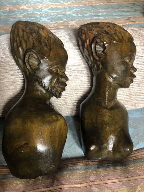 Esculturas artesanais africanas madeira maciça pau preto dos anos 60