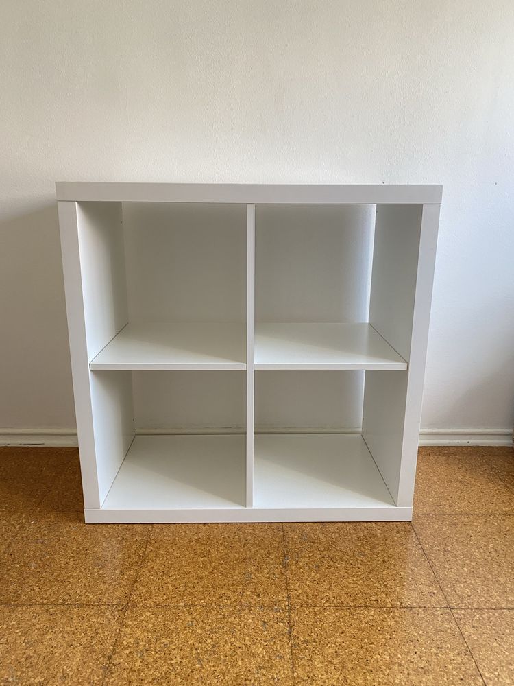 Estante quadrados branca