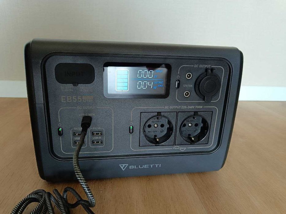 Зарядна станція Bluetti EB55