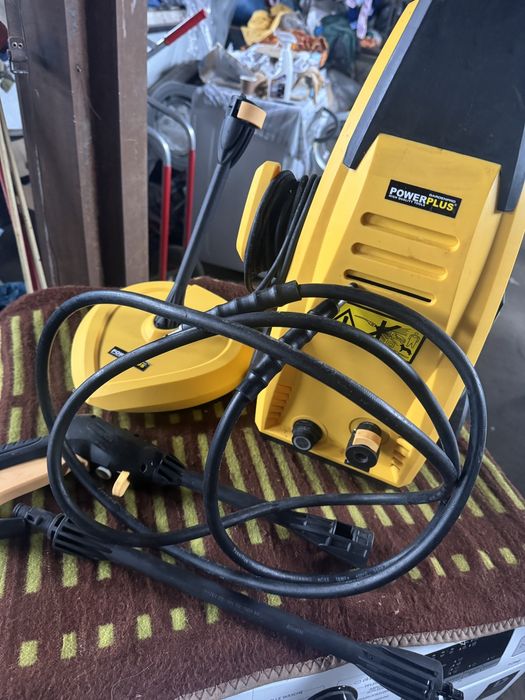 Мийка високого тиску POWER PLUS