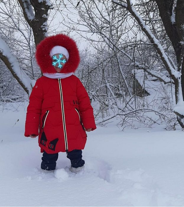 Для дівчинки. Зимова дитяча пухова куртка фірми КІКО 110 розмір