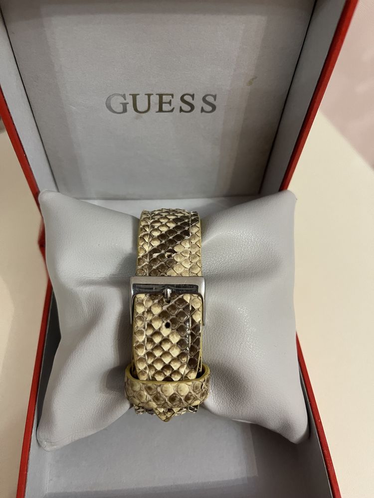 Guess наручные часы