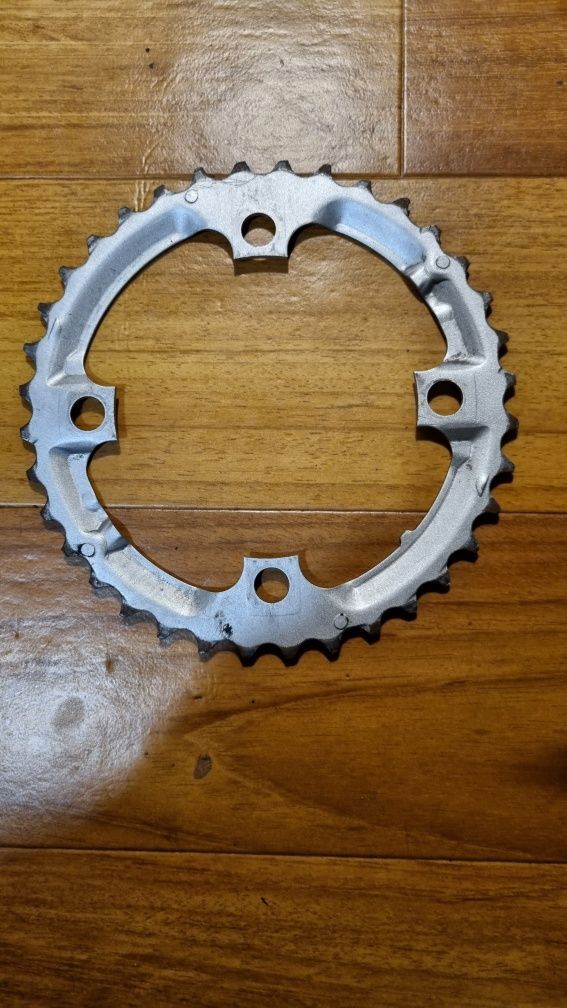 Zębatka przednia Shimano  10S 36-AL  36 zębów  Fajny stan !