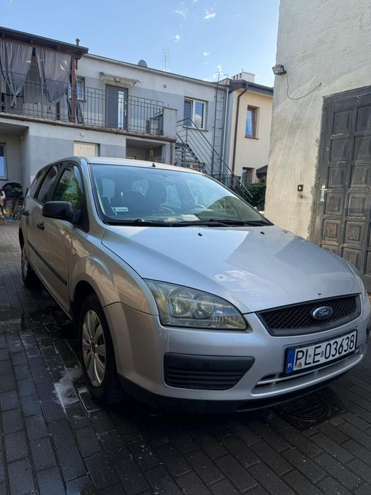 Ford Focus MK2 1,6 105KM