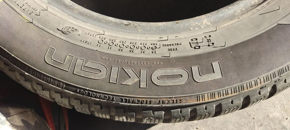 2 szt opon Nokian WR D3 195 60r15 88T