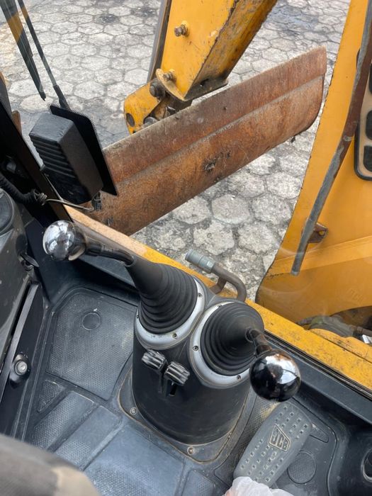 Екскаватор JCB 3CX 2005р.в.