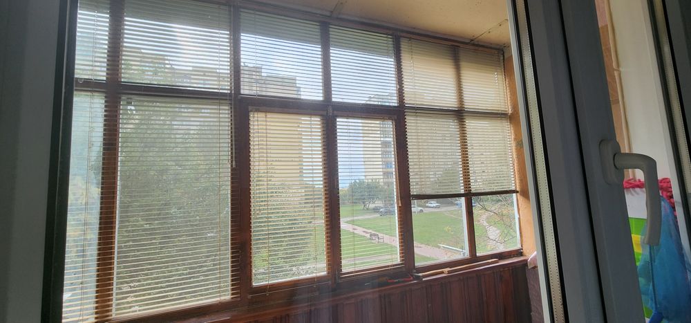 Продам стекла, скло від балконної рами