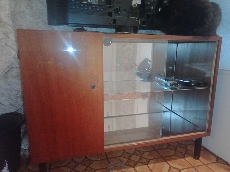 Тумба под телевизор