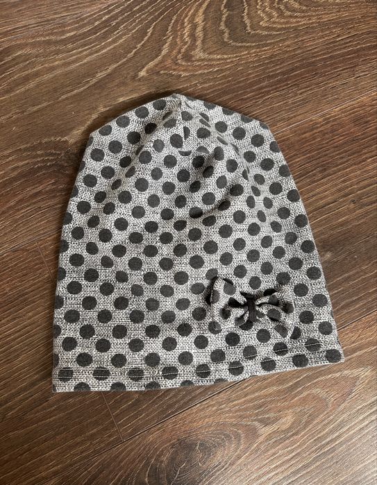 Szara czapka w kropki grochy z kokardką Valpi smerfetka beanie r. 54
