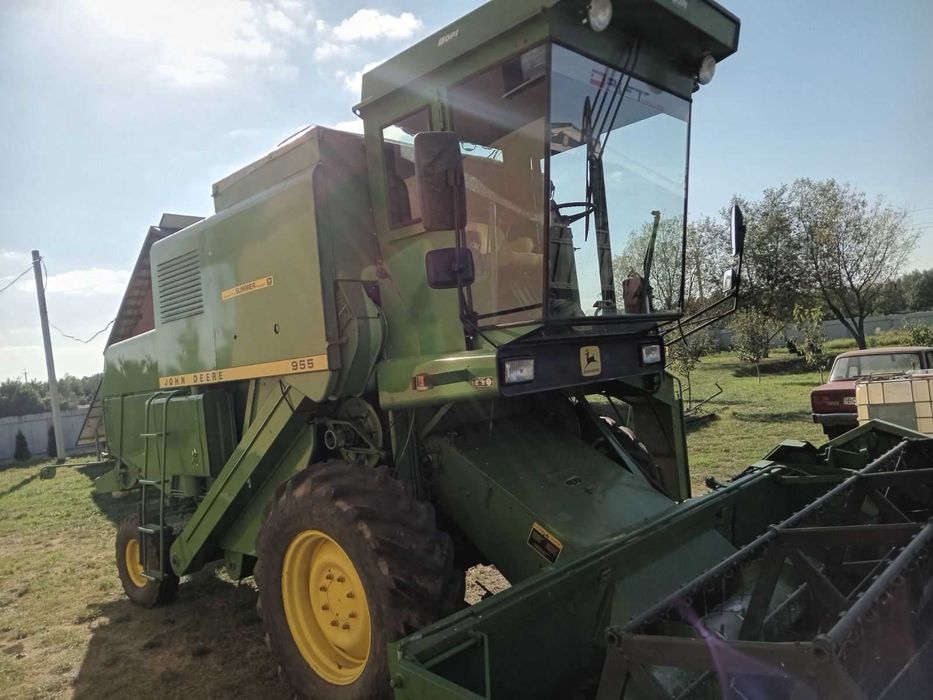 Комбайн  Johne Deere 955