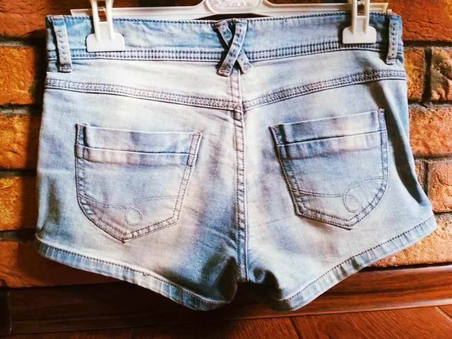 Spodenki krótkie, jeansowe Reserved