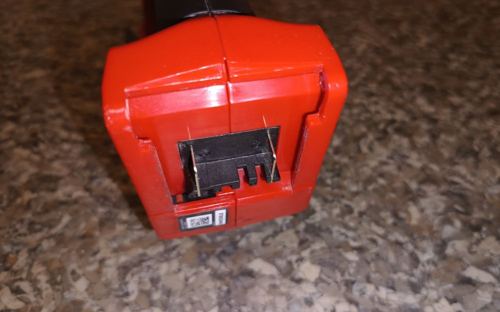 Ножницы садовые аккумуляторные