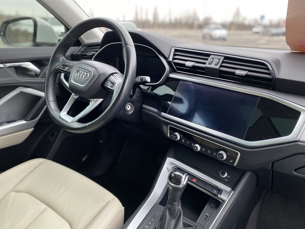 Audi (1570) Q3 (ВНЕСОК від 30%) Авторинок МЕТРО Кривий Ріг