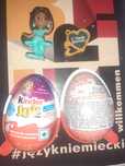 Jajko Kinder Joy z indyjskiej serii Księżniczki Disneya