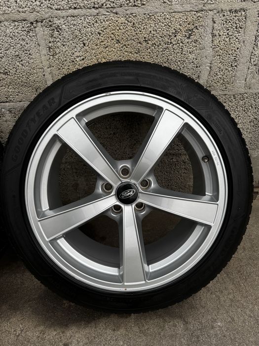 Koła Zimowe R19 5x108 Ford SMax Galaxy Opony 245/45/19 2023r.