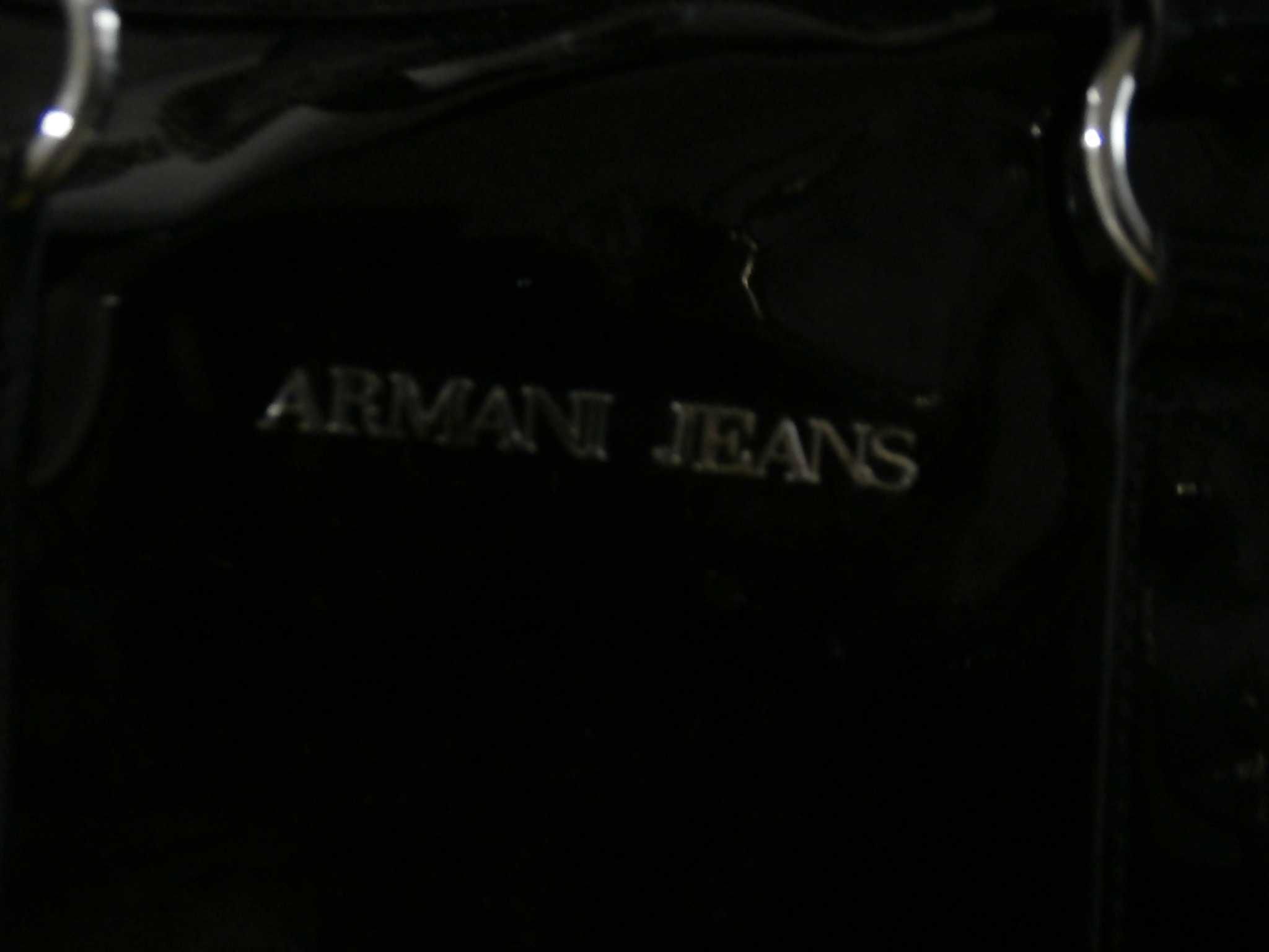 Armani Jeans kuferek torebka lakierowana czarna