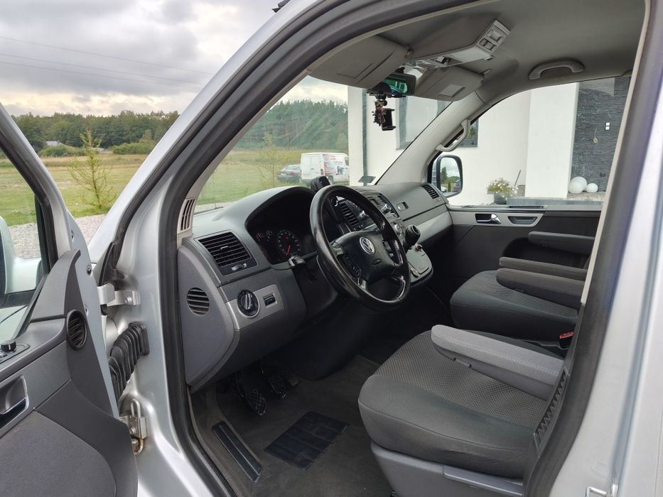 Volkswagen T5 2.5 td _i Multivan, stolik ,lodówka 7 osobowy, oryginał!