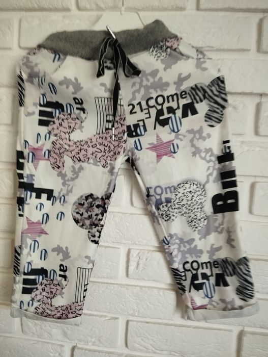 Dres dziecięcy 110/116