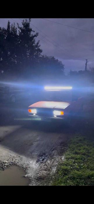 Лед Балка Світлодіодна фара дальний свет для нива джип авто 4d 5
