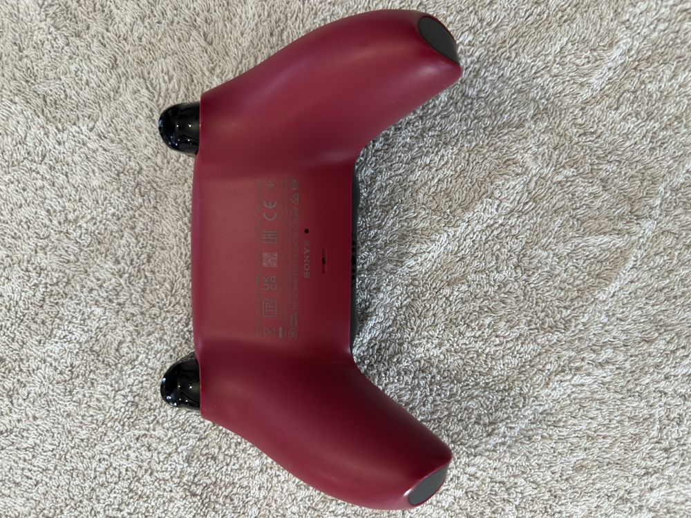 Comando PS5 Cosmic Red