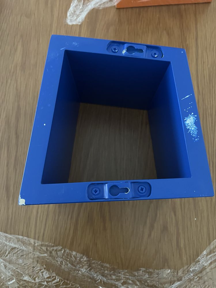 Cubo azul lacado wm madeira maciça